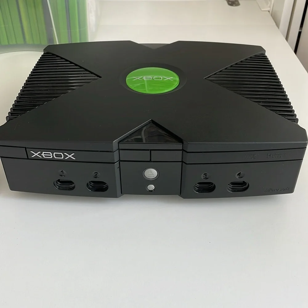 [ XBOX Original Console and Controller ]